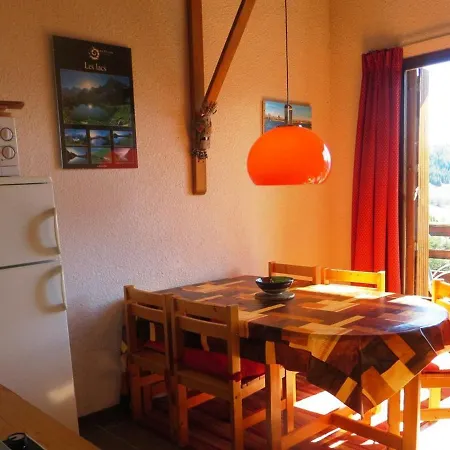 Duplex 4 Pieces Pour 6 Pers A 300m Des Pistes Avec Parking Gratuit - En Oisans - Fr-1-297-295 אוריס
