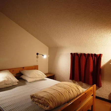 Duplex 4 Pieces Pour 6 Pers A 300m Des Pistes Avec Parking Gratuit - En Oisans - Fr-1-297-295 *